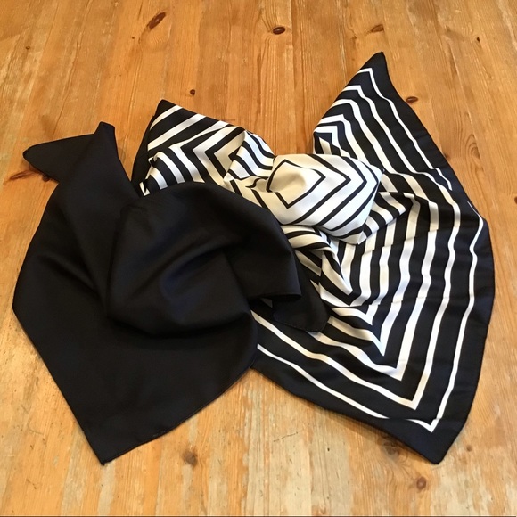 Vintage Accessories - 🐧VINTAGE 80’s square scarf duo